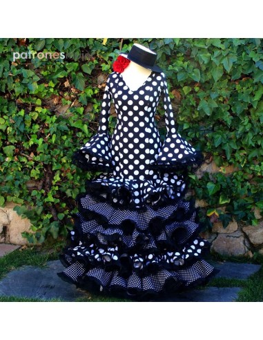 Patrón de vestido flamenco largo de mujer.